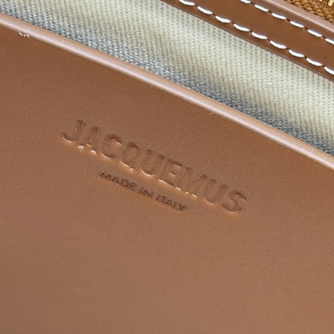 Jacquemus Bucket Bags WaterResistant 69619