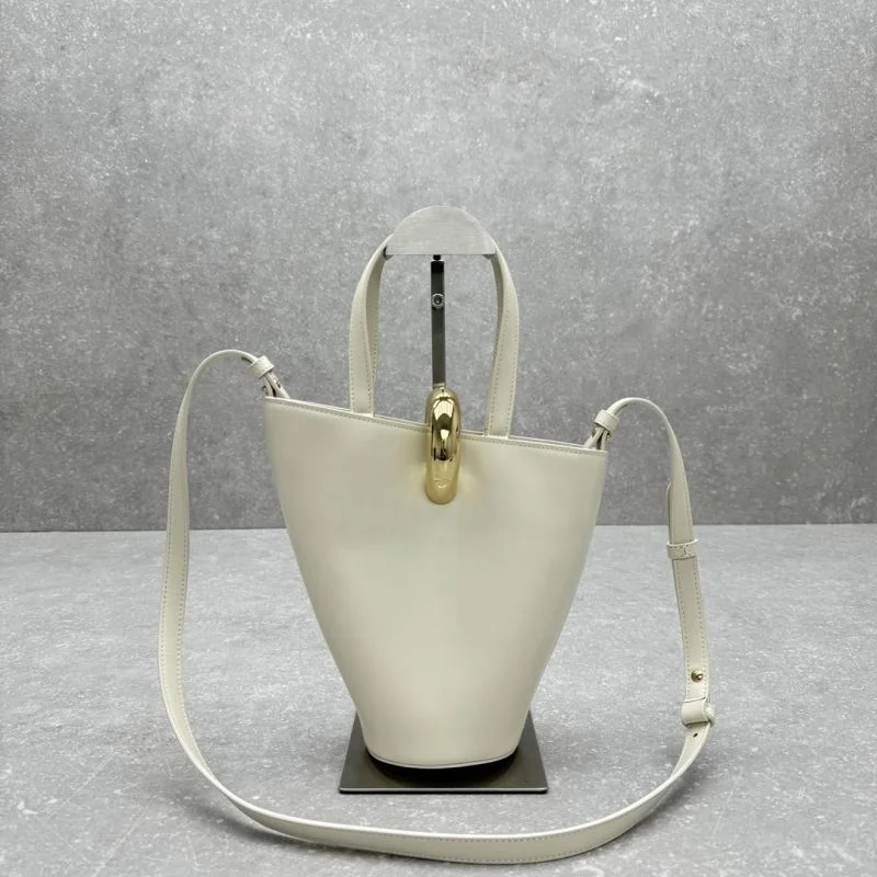 Jacquemus Bucket Bags ZipUp 55763
