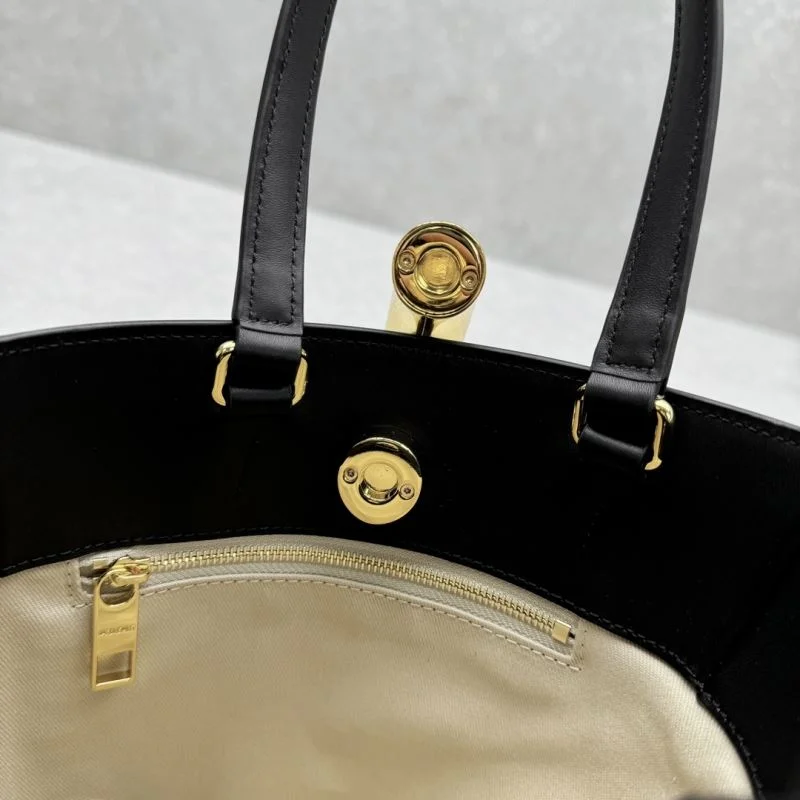 Compact Jacquemus Bucket Bags 55760
