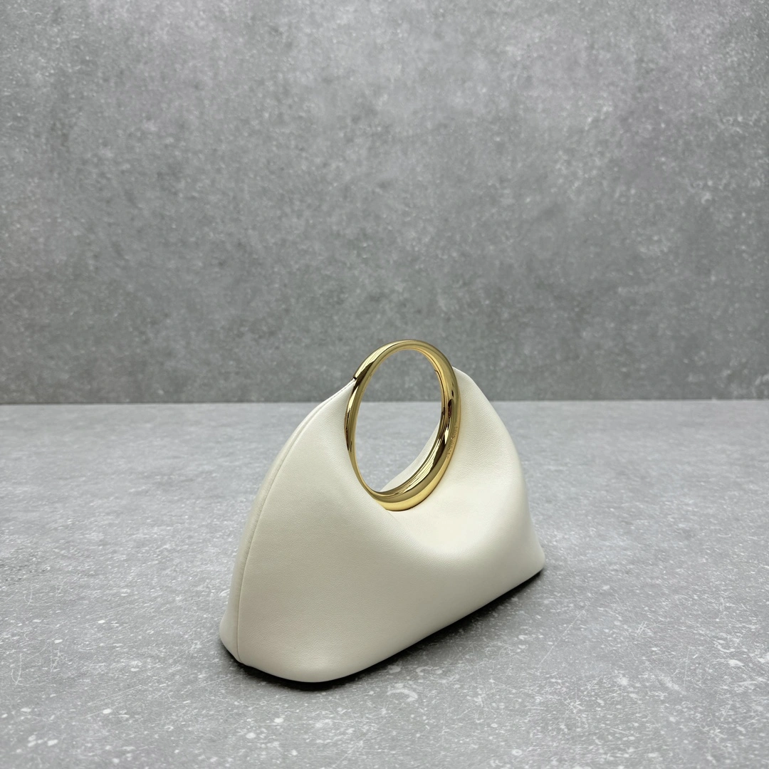 Jacquemus Satchel Bags Breathable 69659