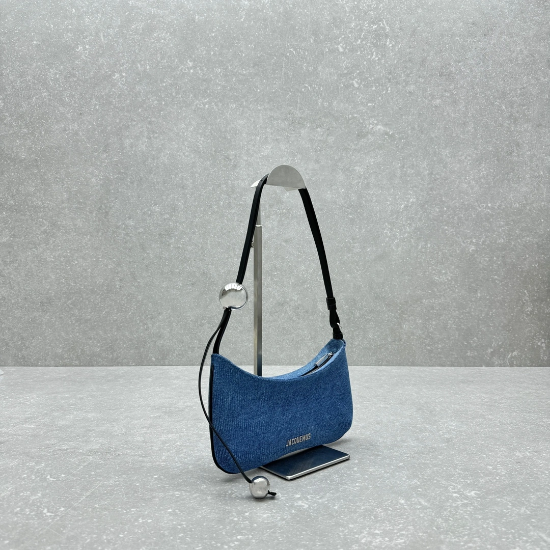 WellDesigned Jacquemus Satchel Bags 69607
