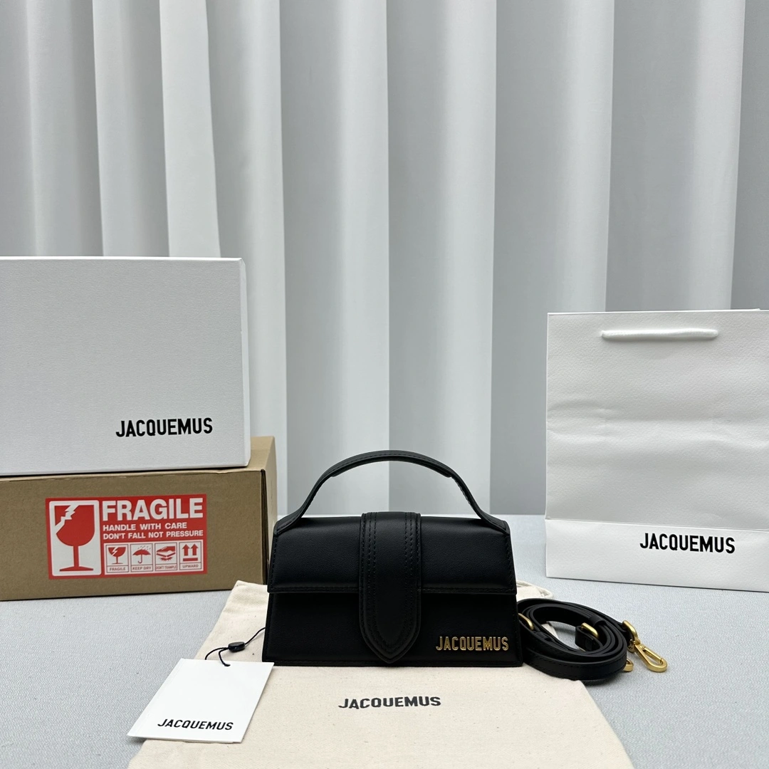 Jacquemus Satchel Bags Seasonal 69635