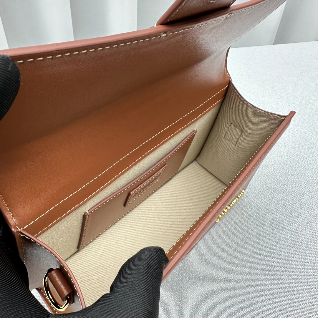 Jacquemus Satchel Bags Original 69600