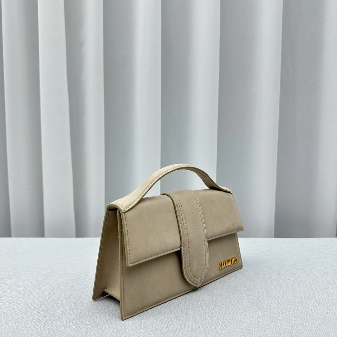 ComfortFit Jacquemus Satchel Bags 69633