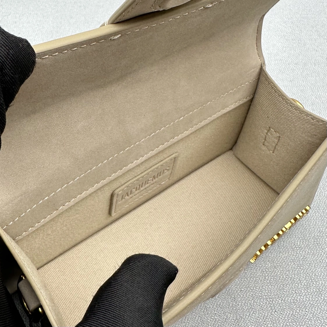 TechFriendly Jacquemus Satchel Bags 69591