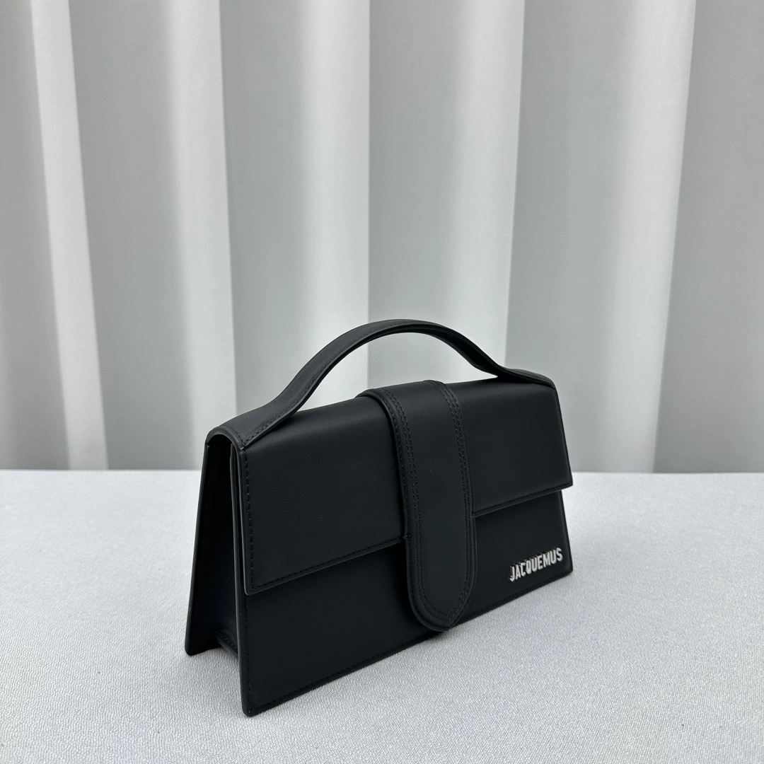 Jacquemus Satchel Bags FreshLook 69597