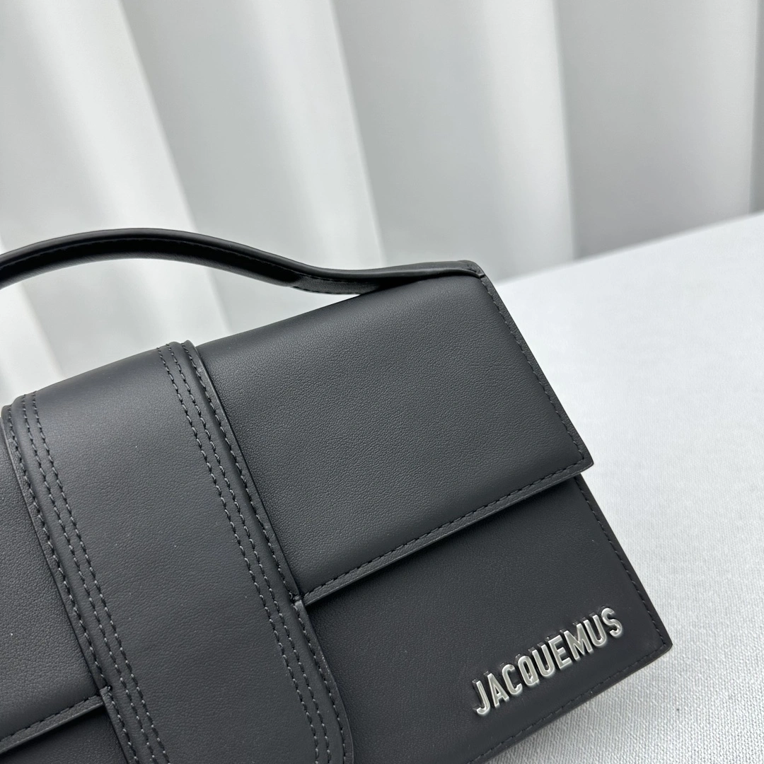 Jacquemus Satchel Bags FreshLook 69597