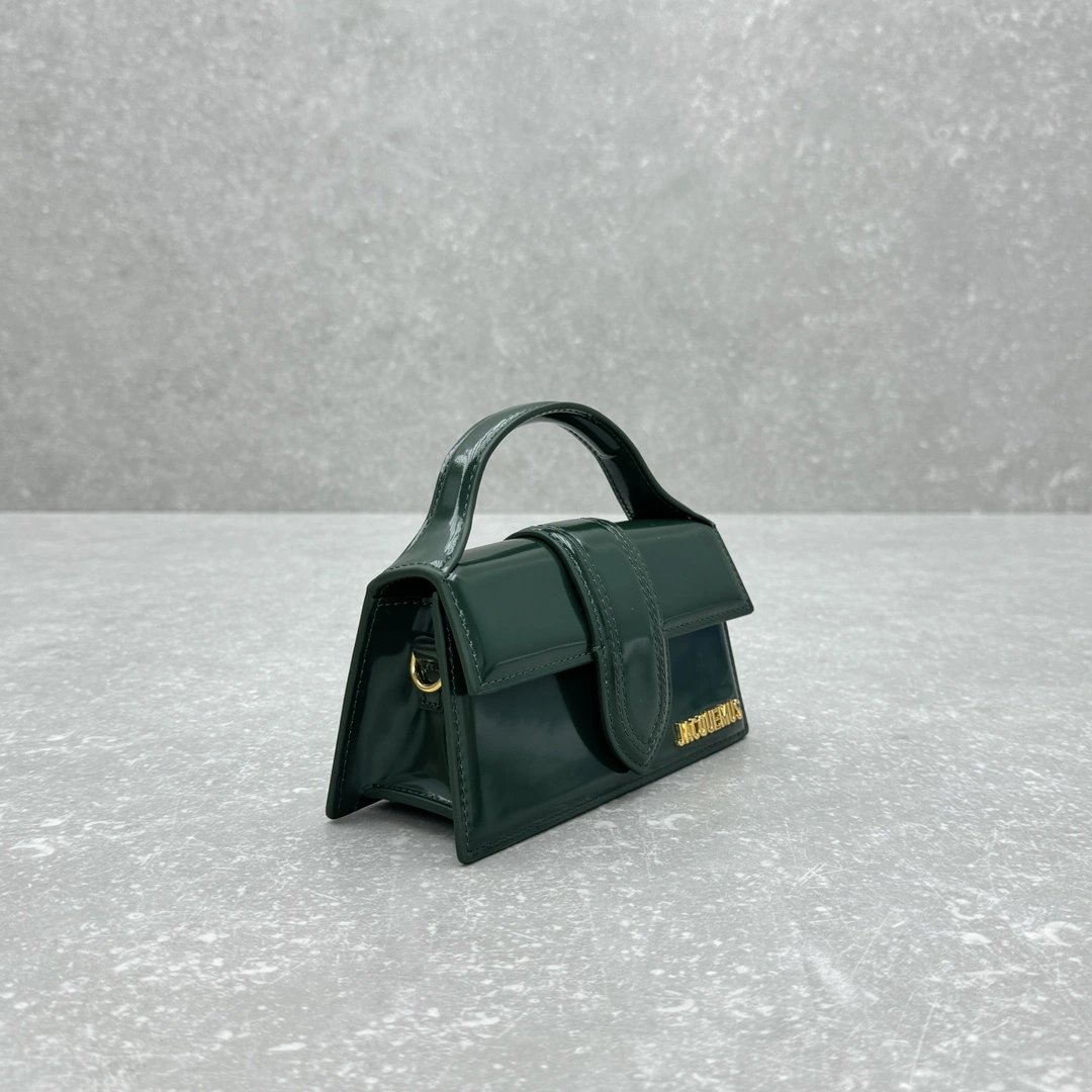 Jacquemus Satchel Bags UrbanStyle 69580
