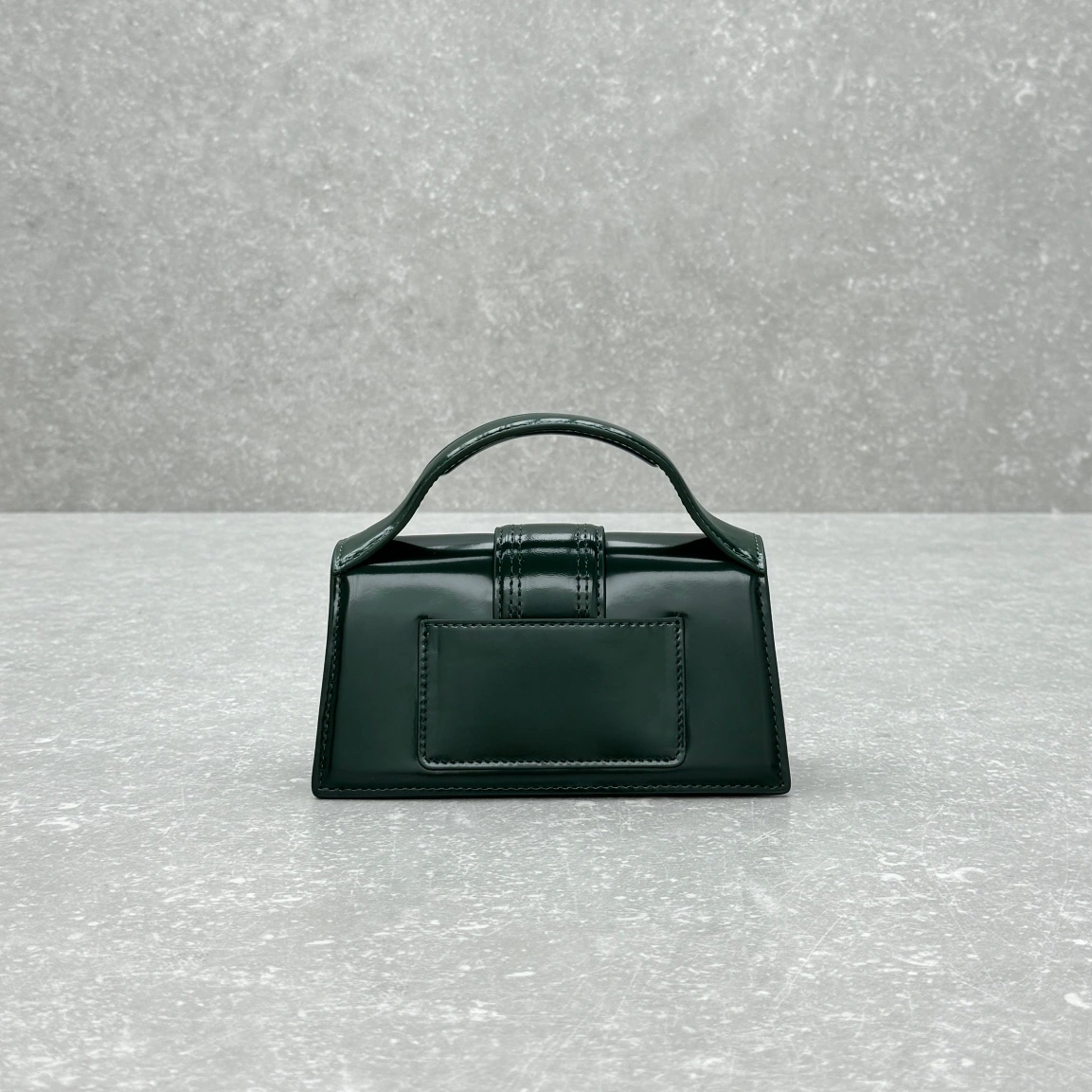 Jacquemus Satchel Bags UrbanStyle 69580