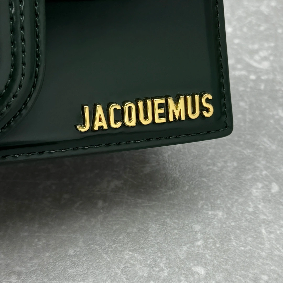 Jacquemus Satchel Bags UrbanStyle 69580