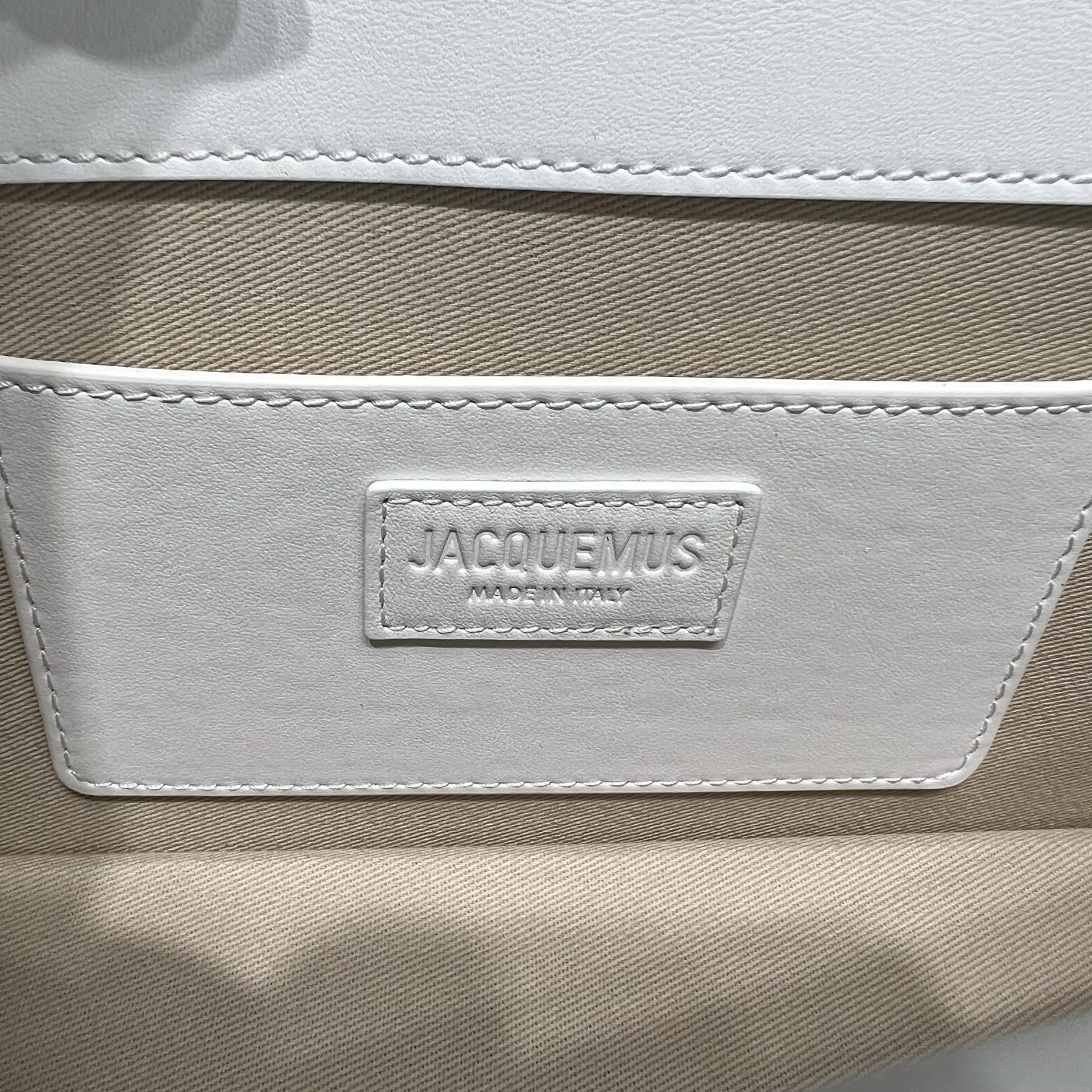 Minimalist Jacquemus Satchel Bags 69575