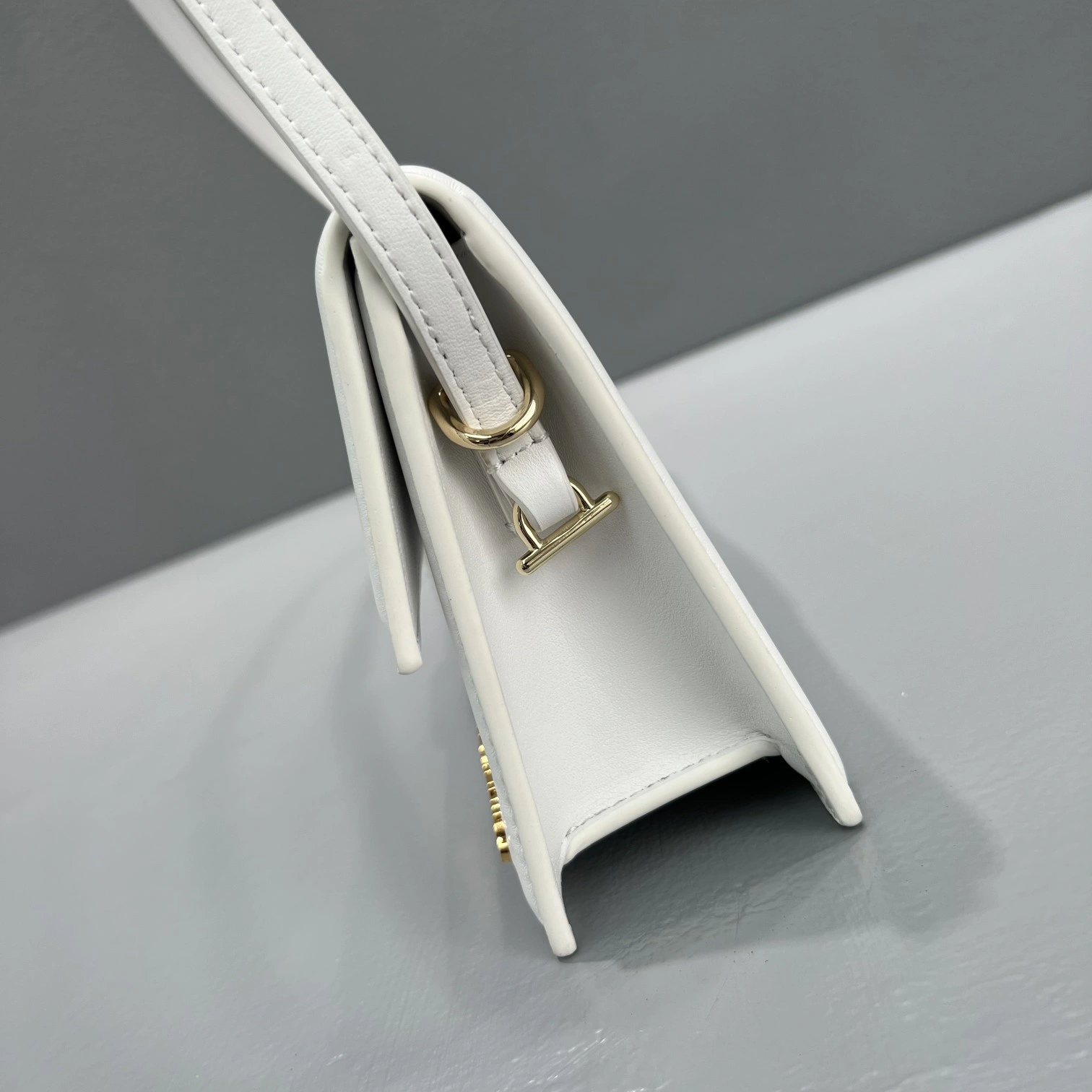 Minimalist Jacquemus Satchel Bags 69575
