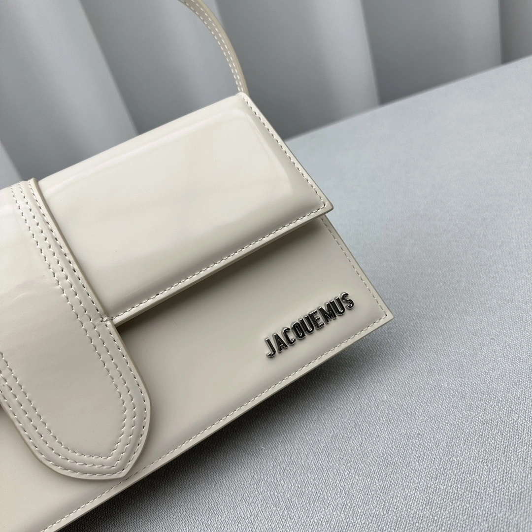 Jacquemus Satchel Bags Youthful 69572