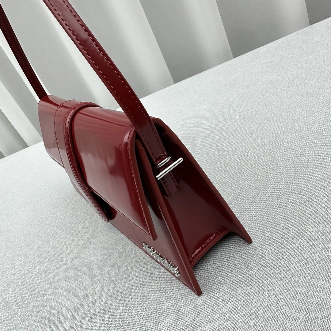 Chic Jacquemus Satchel Bags 69569
