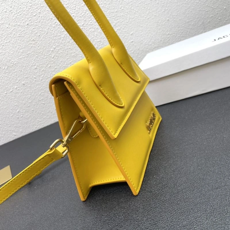 Trendsetting Jacquemus Top Handle Bags 83900