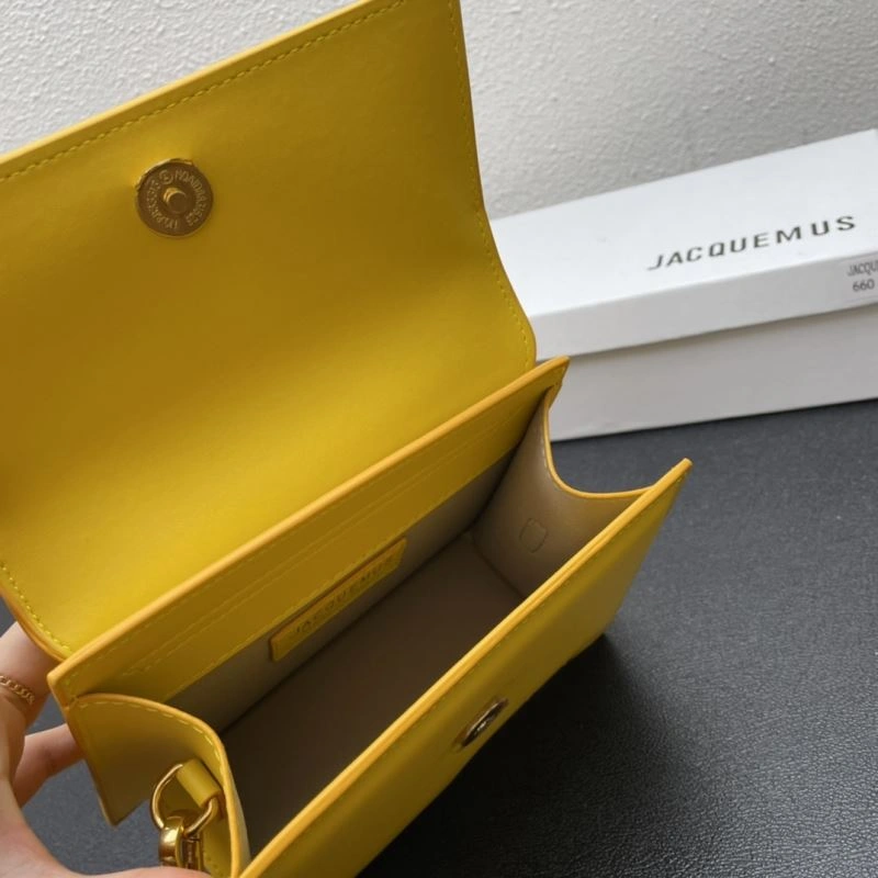 Trendsetting Jacquemus Top Handle Bags 83900