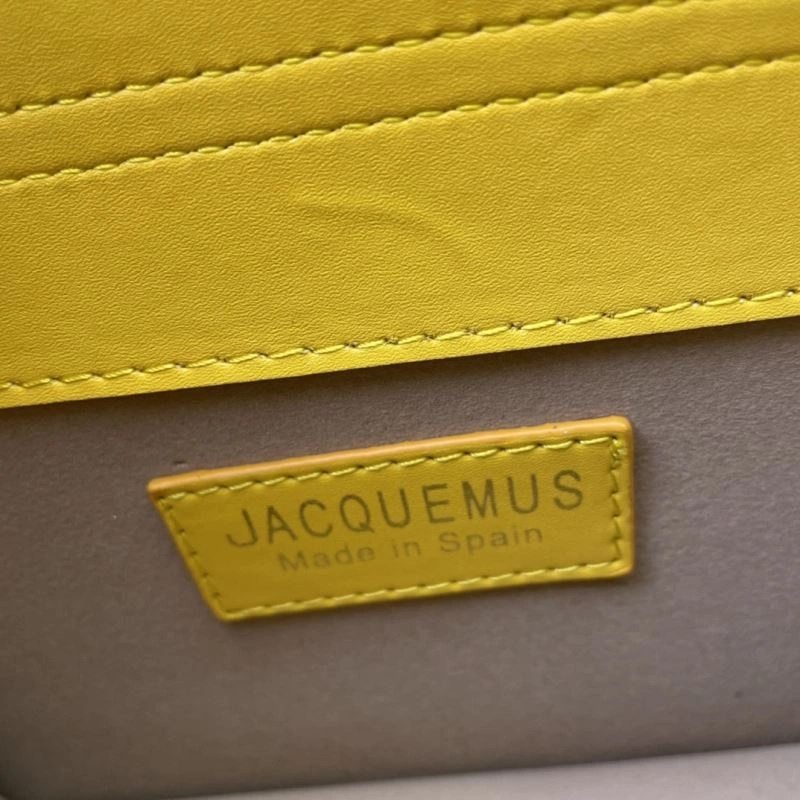 Trendsetting Jacquemus Top Handle Bags 83900