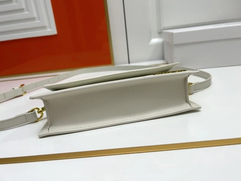 Stylish Jacquemus Top Handle Bags 83965