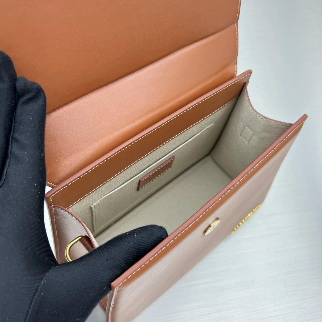 Refined Jacquemus Top Handle Bags 69565