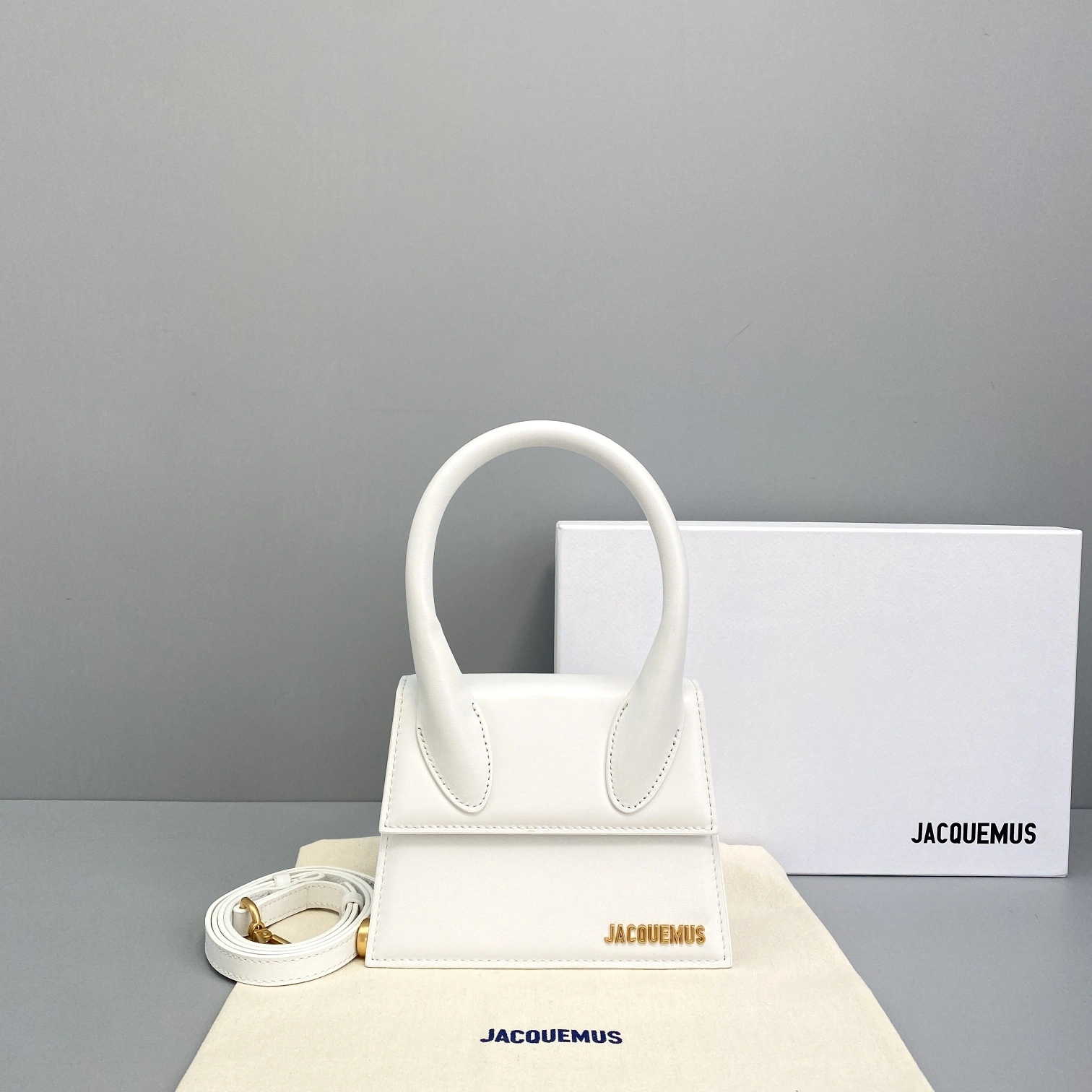Jacquemus Top Handle Bags OdorResistant 69562