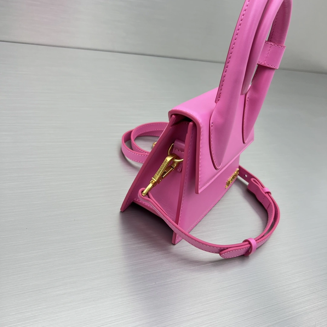 Jacquemus Top Handle Bags Stretchable 69551