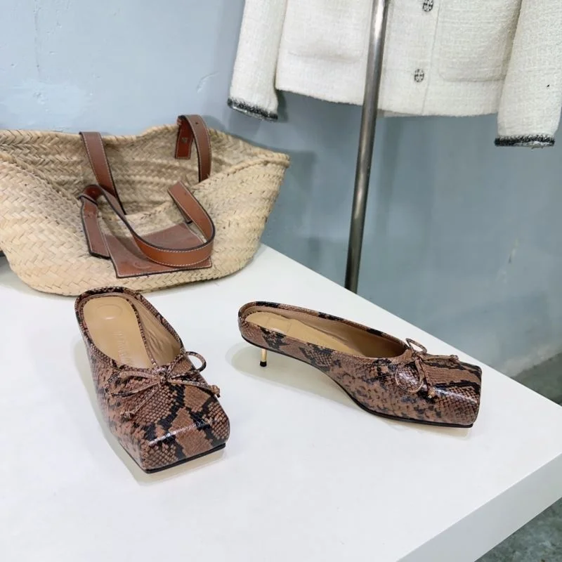 TimelessDesign Jacques Sandals 9909