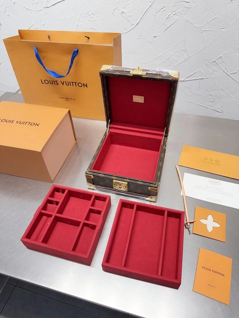 Sporty Jewelry Box 69387