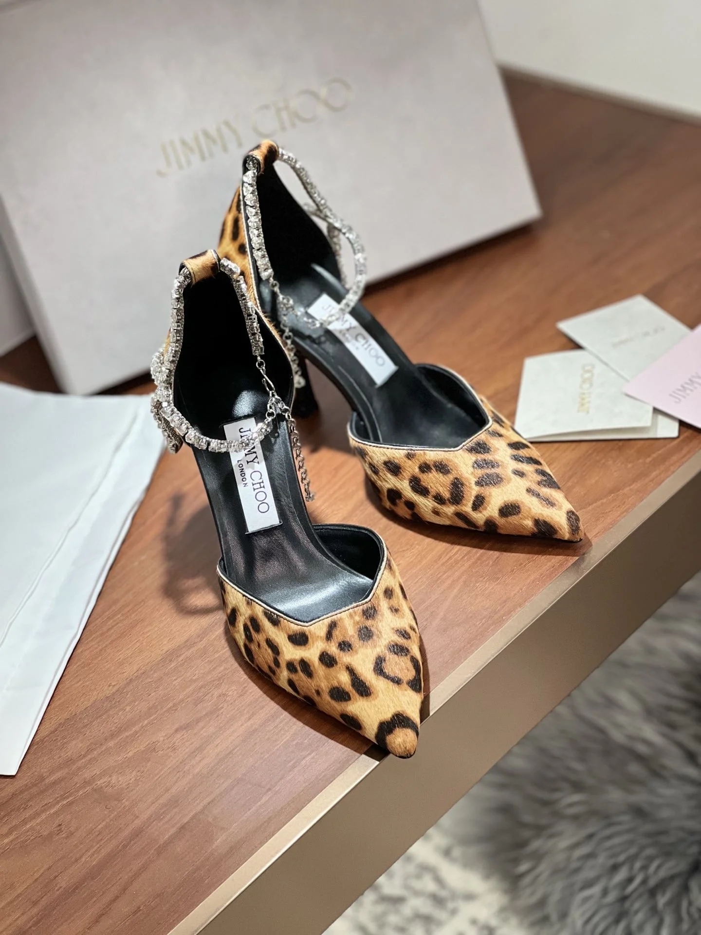 Breathable Jimmy Choo Sandals 7987