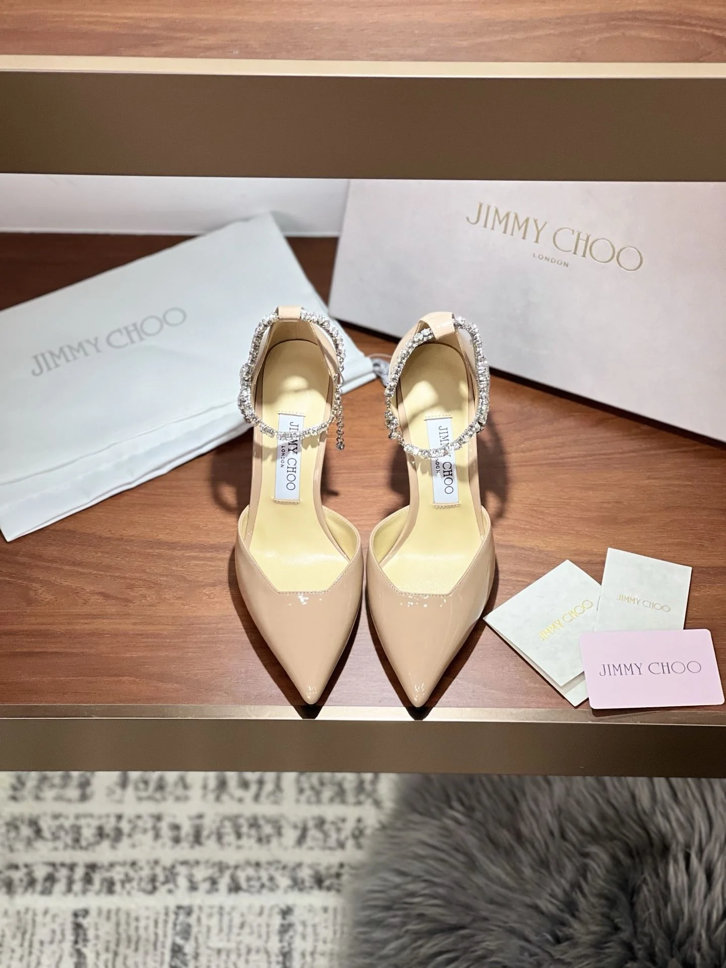 ComfortFit Jimmy Choo Sandals 7952