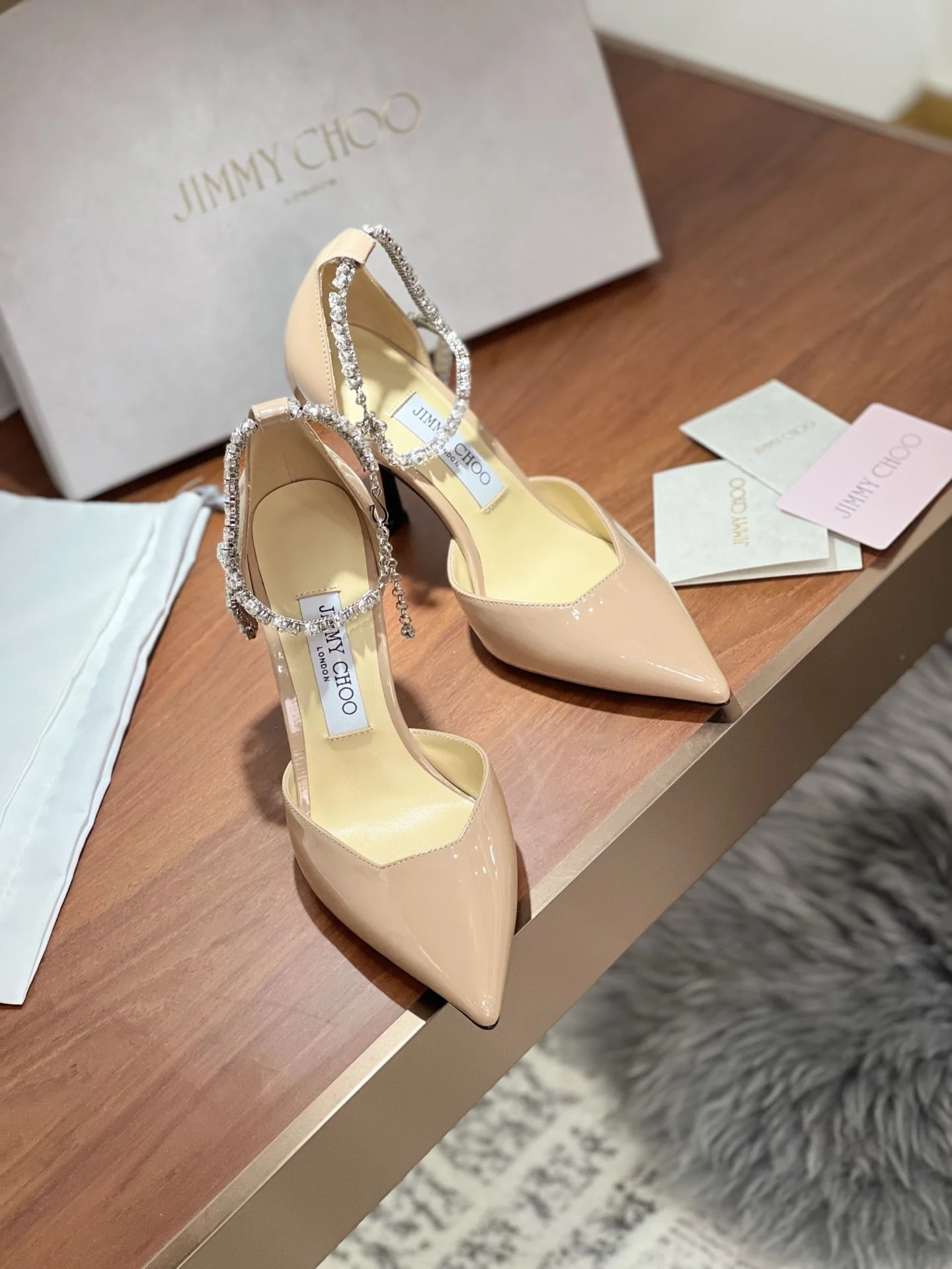 ComfortFit Jimmy Choo Sandals 7952