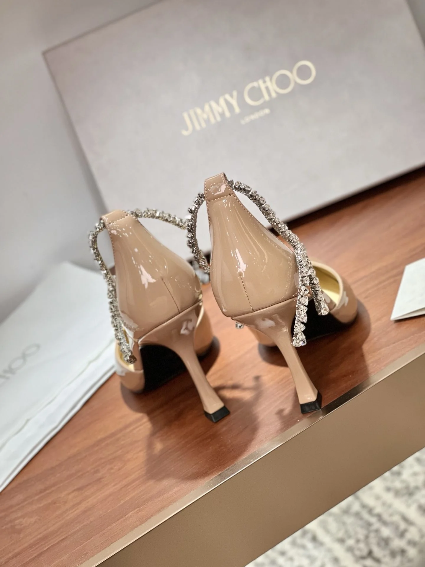 ComfortFit Jimmy Choo Sandals 7952