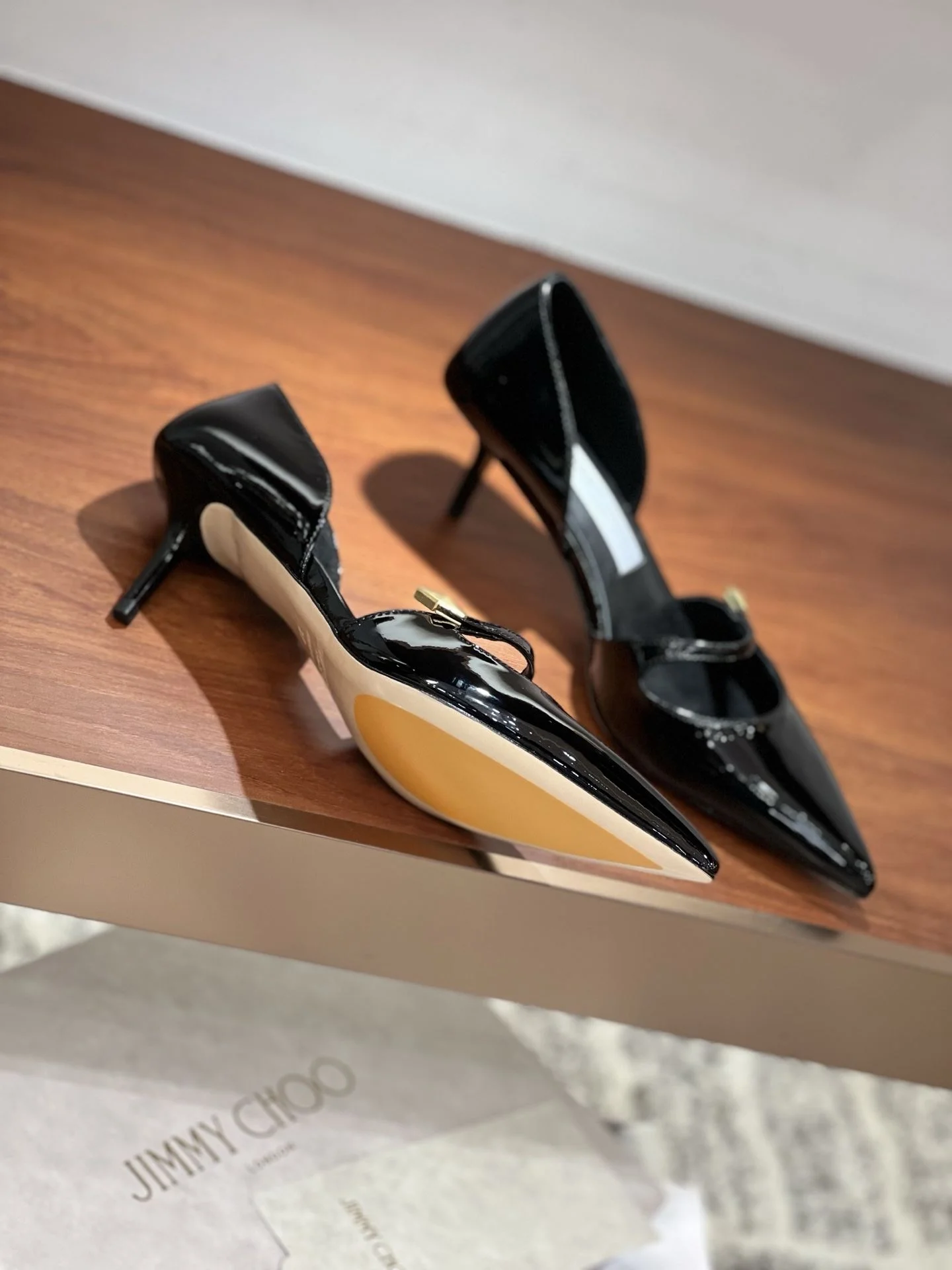 Jimmy Choo Sandals Stylish 7950