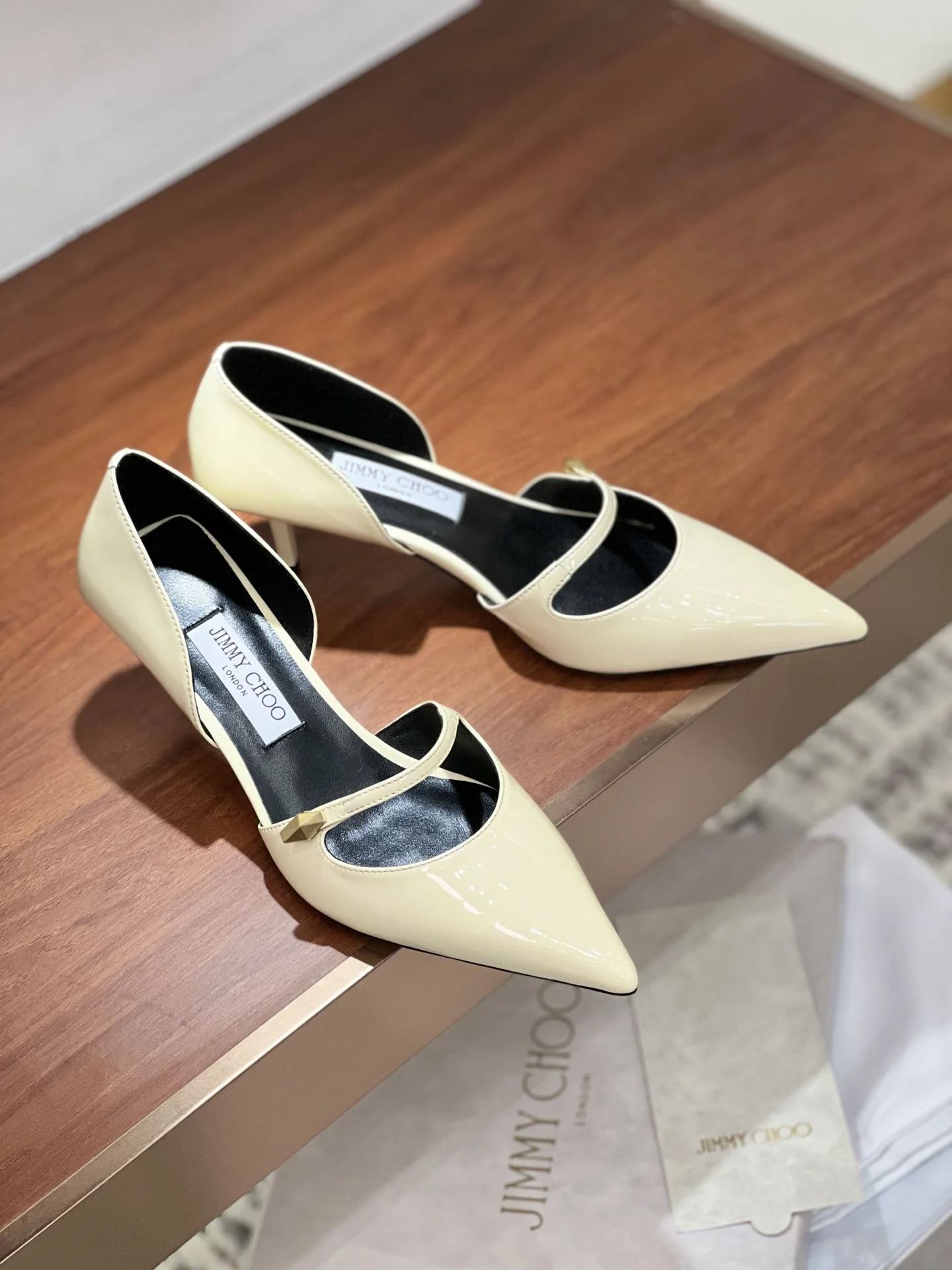 Bright Jimmy Choo Sandals 7970