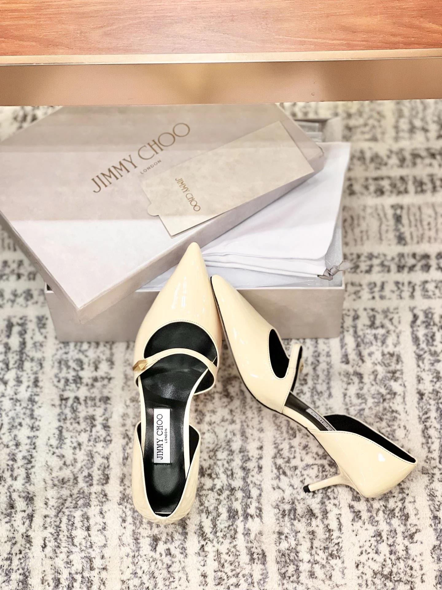 Bright Jimmy Choo Sandals 7970