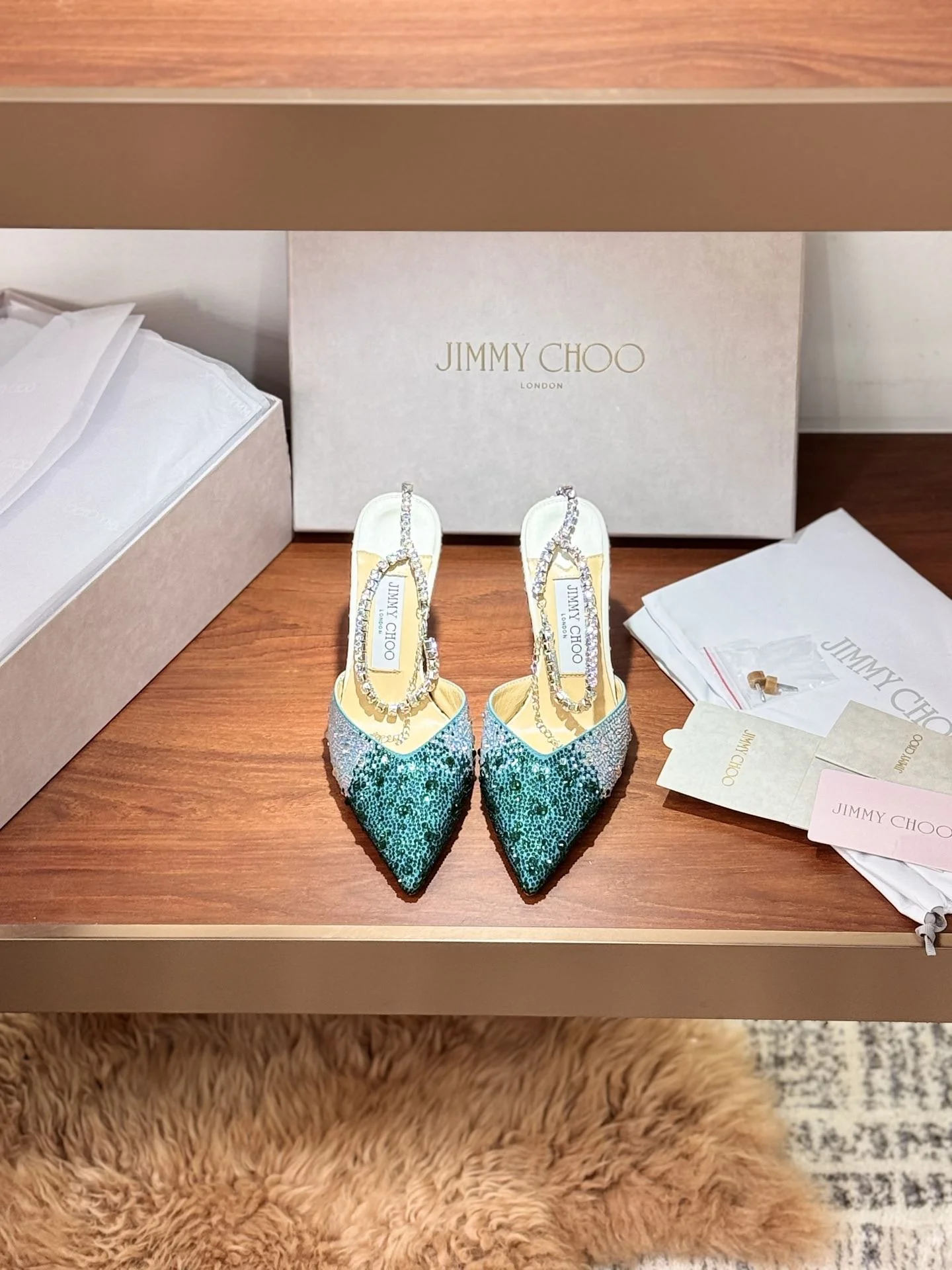 UrbanStyle Jimmy Choo Sandals 8057
