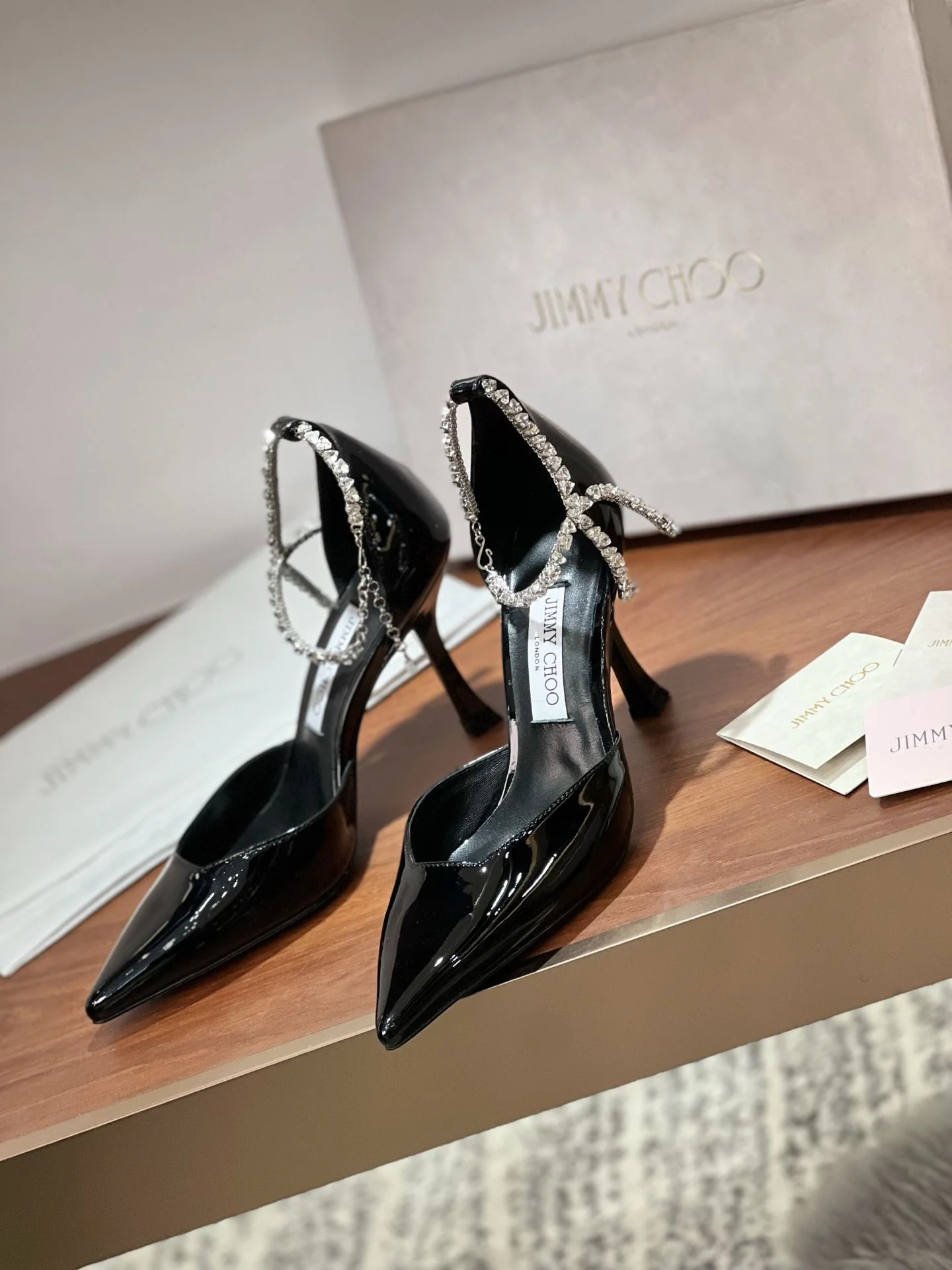 Jimmy Choo Sandals Stylish 7956