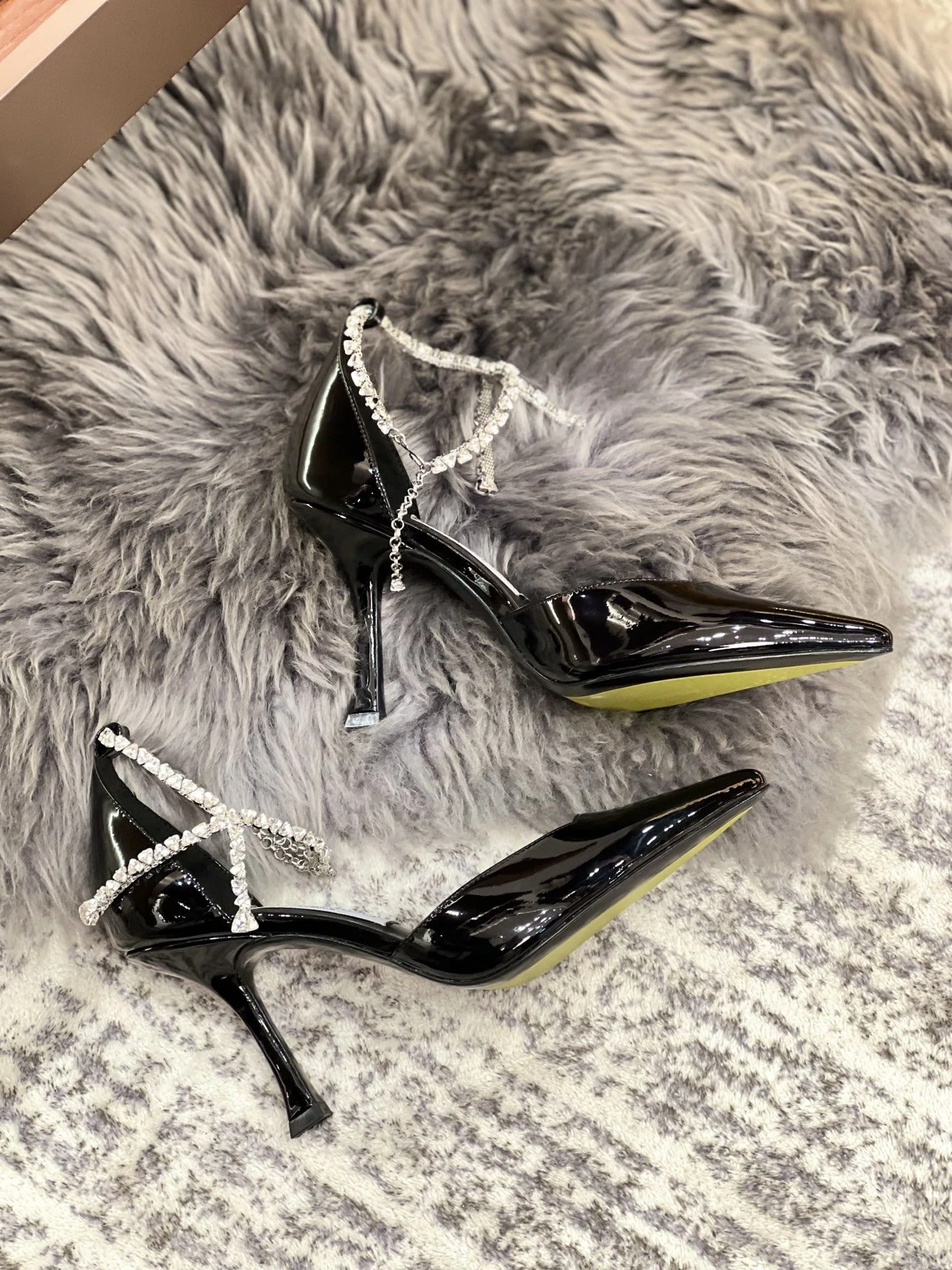 Jimmy Choo Sandals Stylish 7956