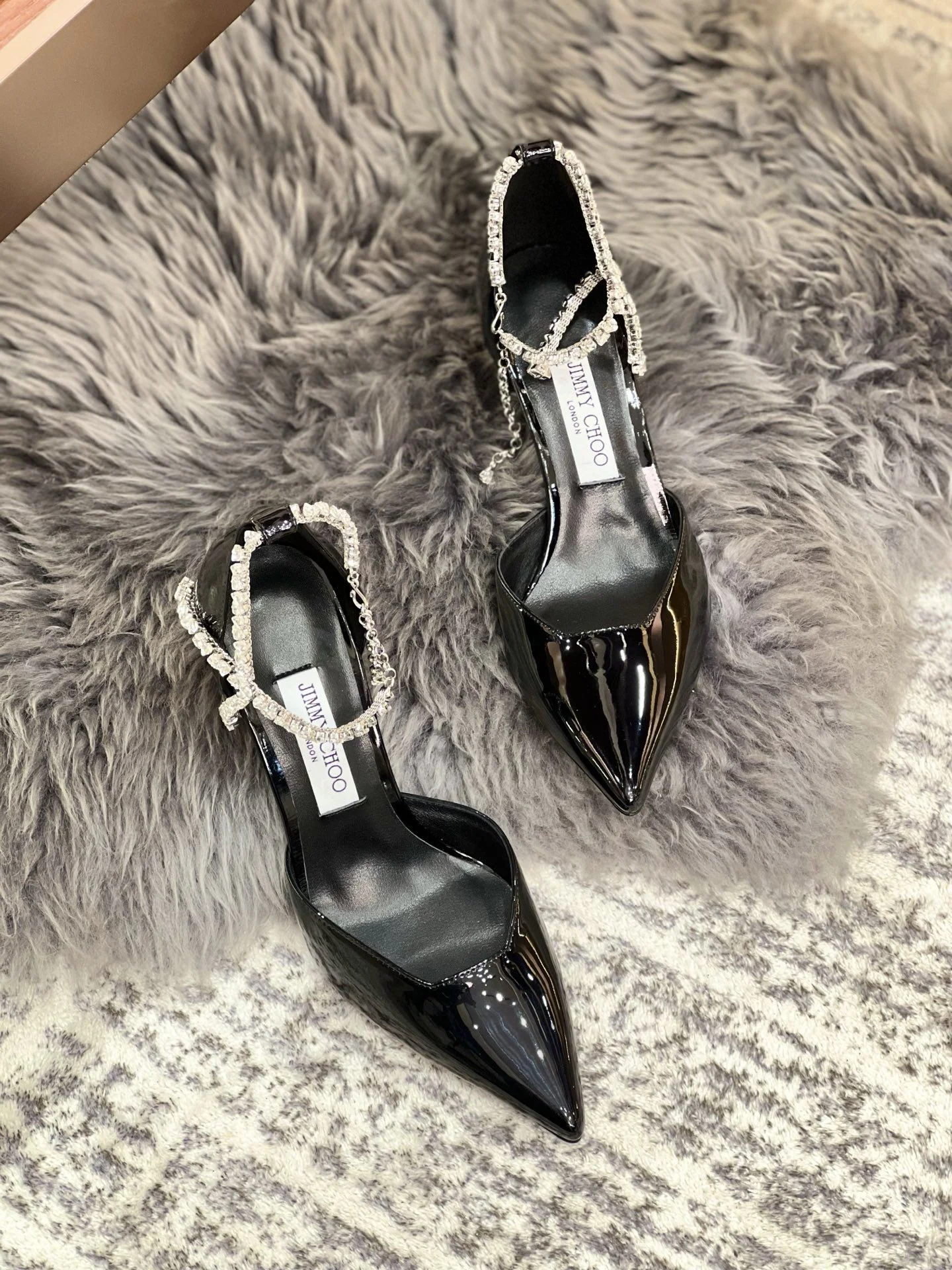 Jimmy Choo Sandals Stylish 7956