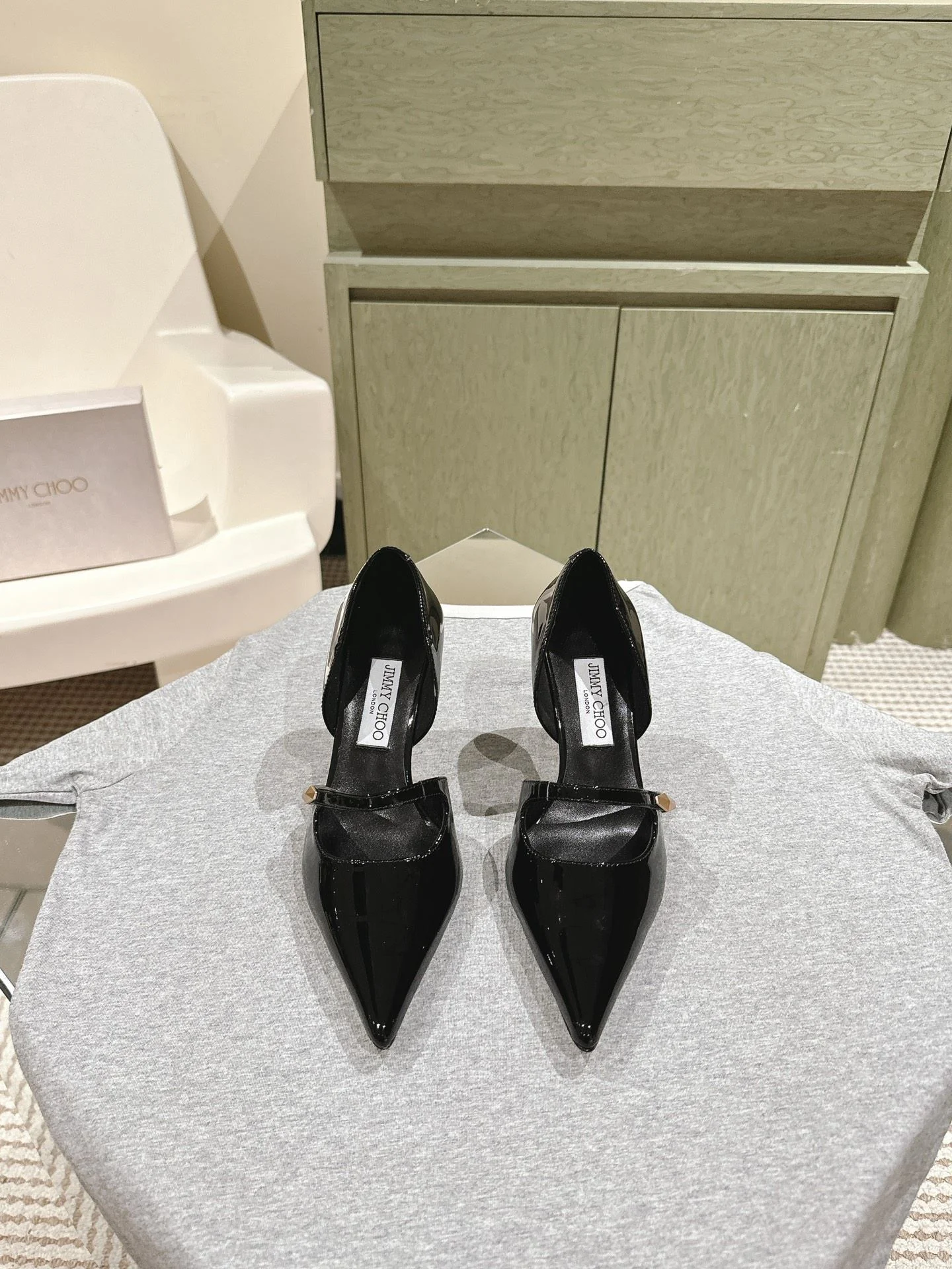 Breathable Jimmy Choo Sandals 7977