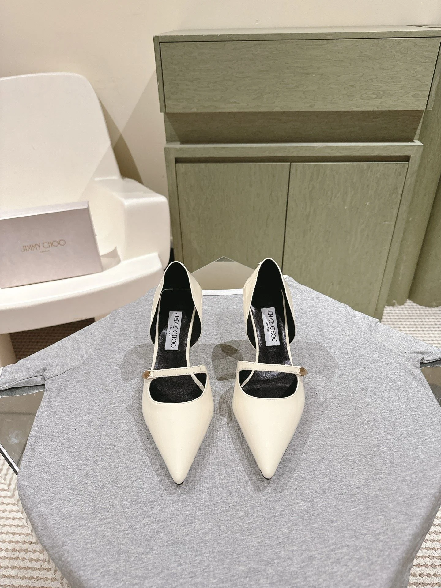 WeatherProof Jimmy Choo Sandals 7947
