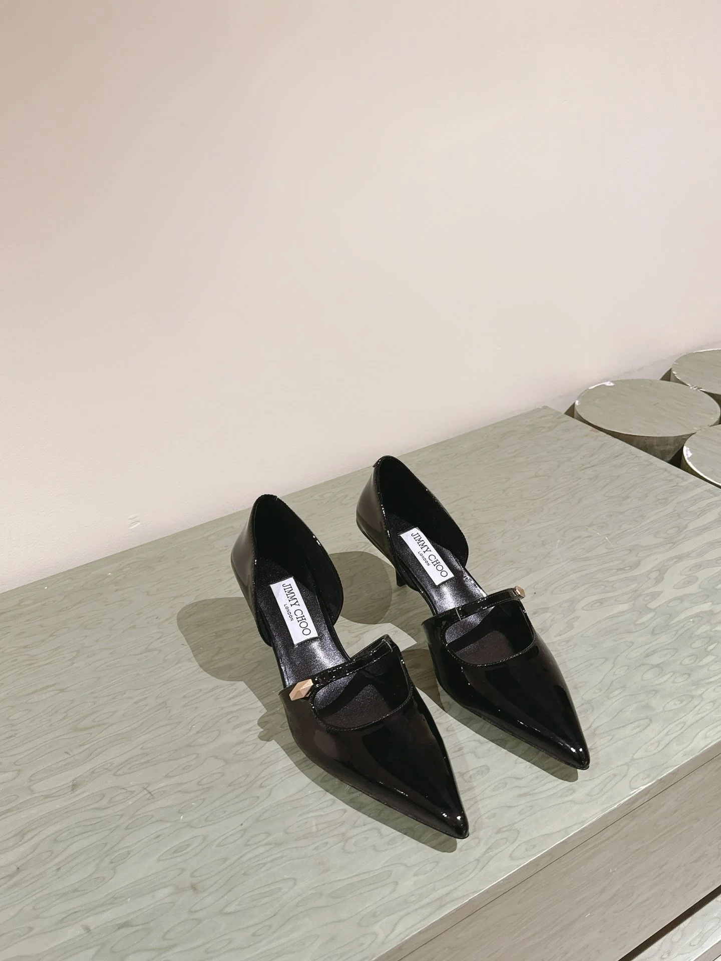 WellDesigned Jimmy Choo Sandals 7945