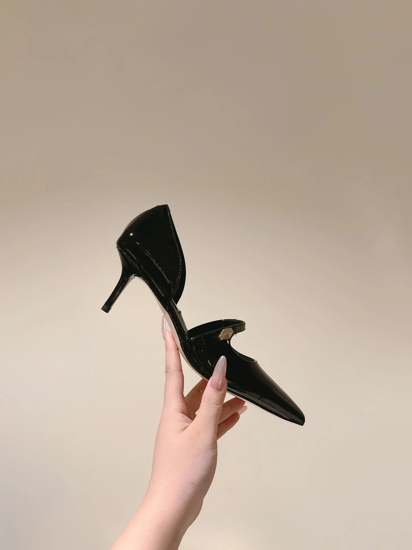 WellDesigned Jimmy Choo Sandals 7945
