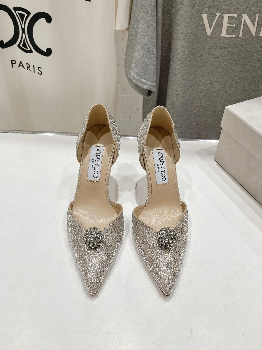 Jimmy Choo Sandals TimelessDesign 7988
