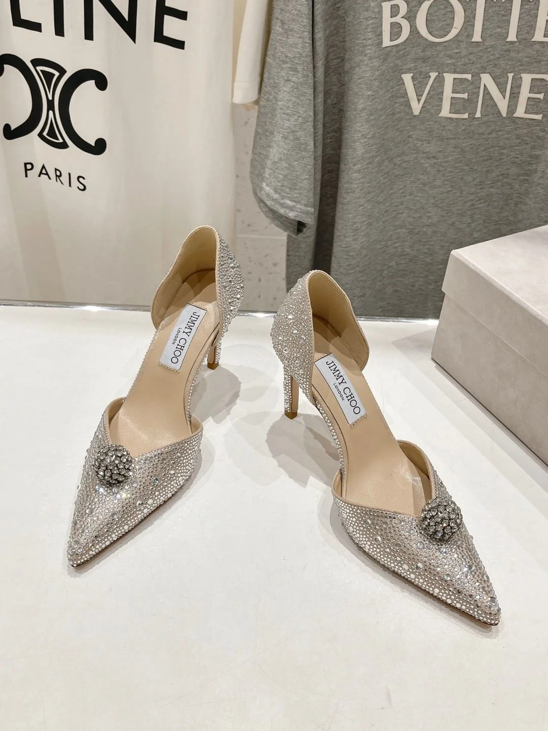 Jimmy Choo Sandals TimelessDesign 7988