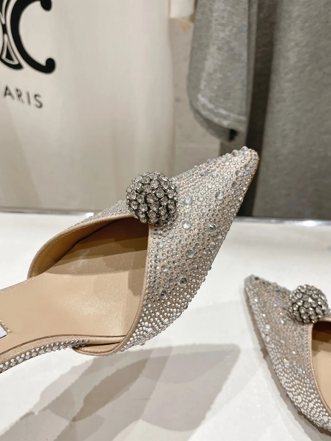 Jimmy Choo Sandals TimelessDesign 7988