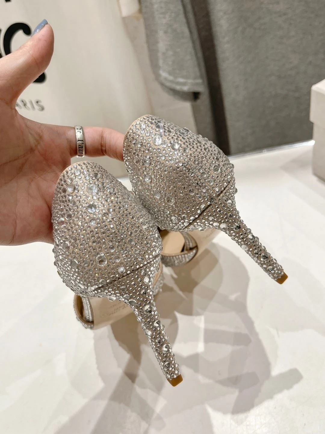 Jimmy Choo Sandals TimelessDesign 7988