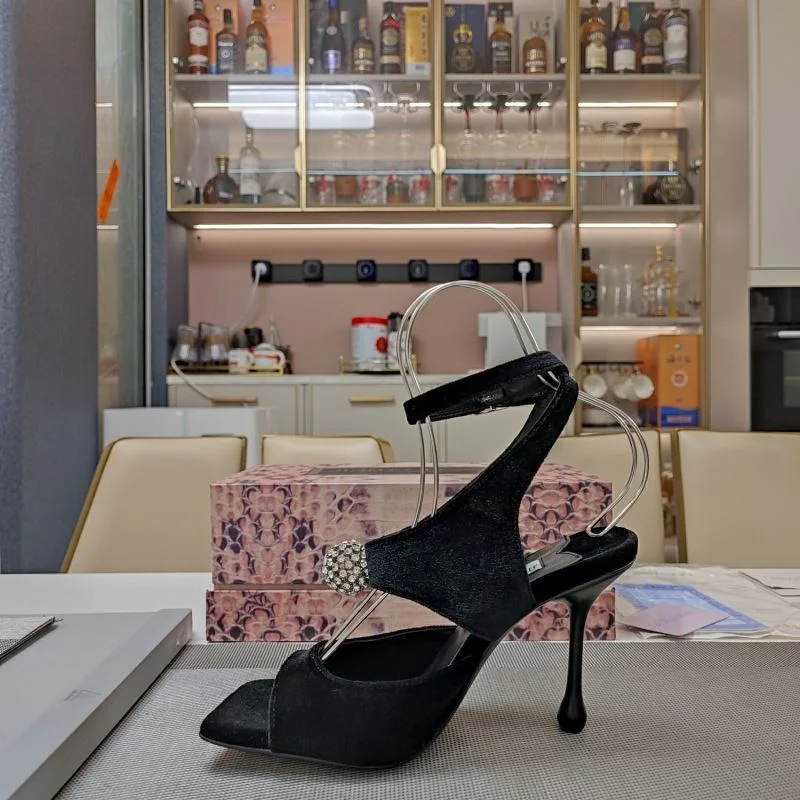 Jimmy Choo Sandals Elegant 15653