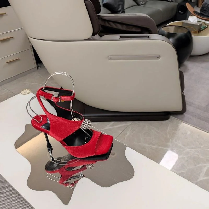 ModernLook Jimmy Choo Sandals 15649