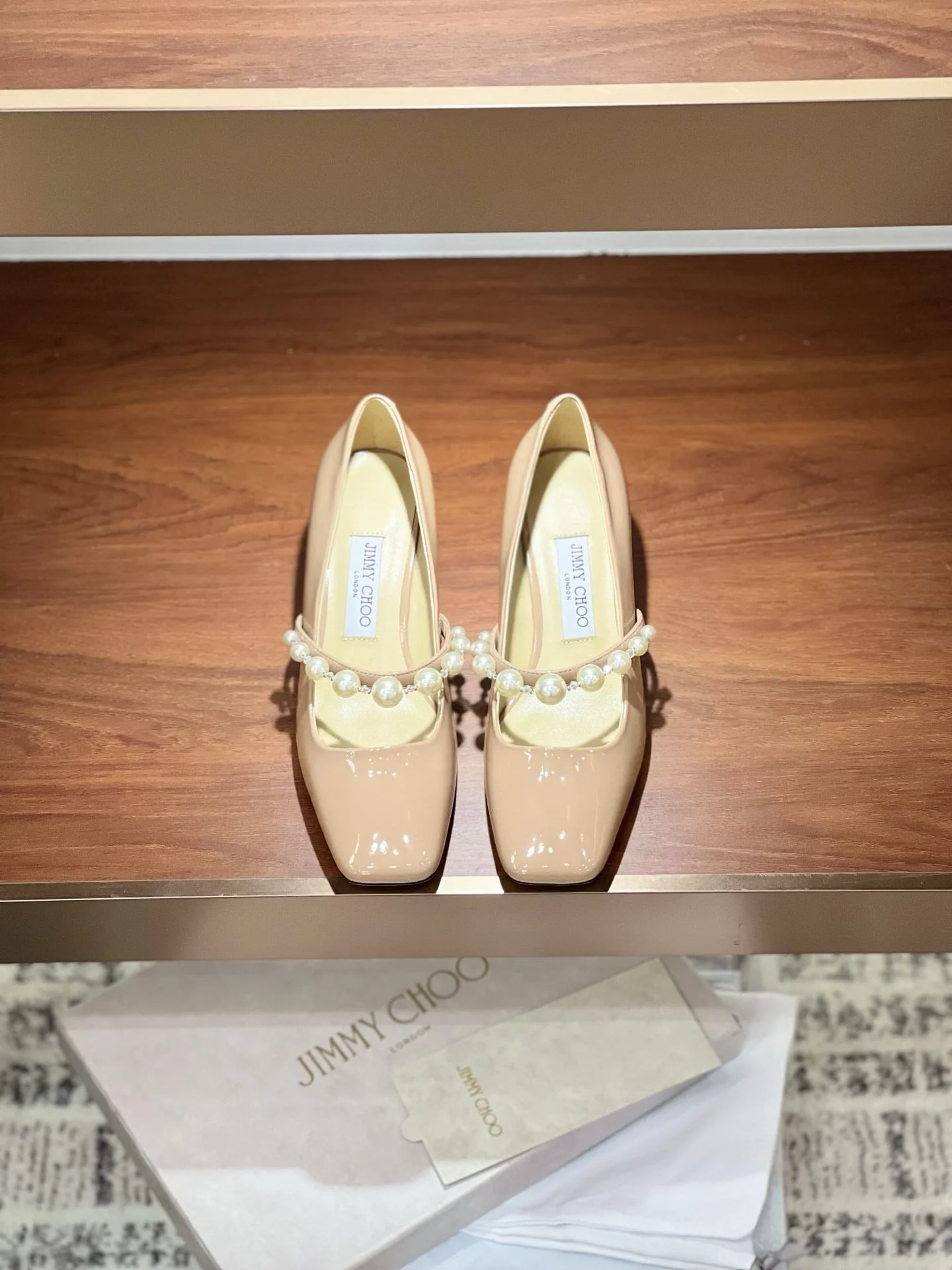 Jimmy Choo Shoes Timeless 8005