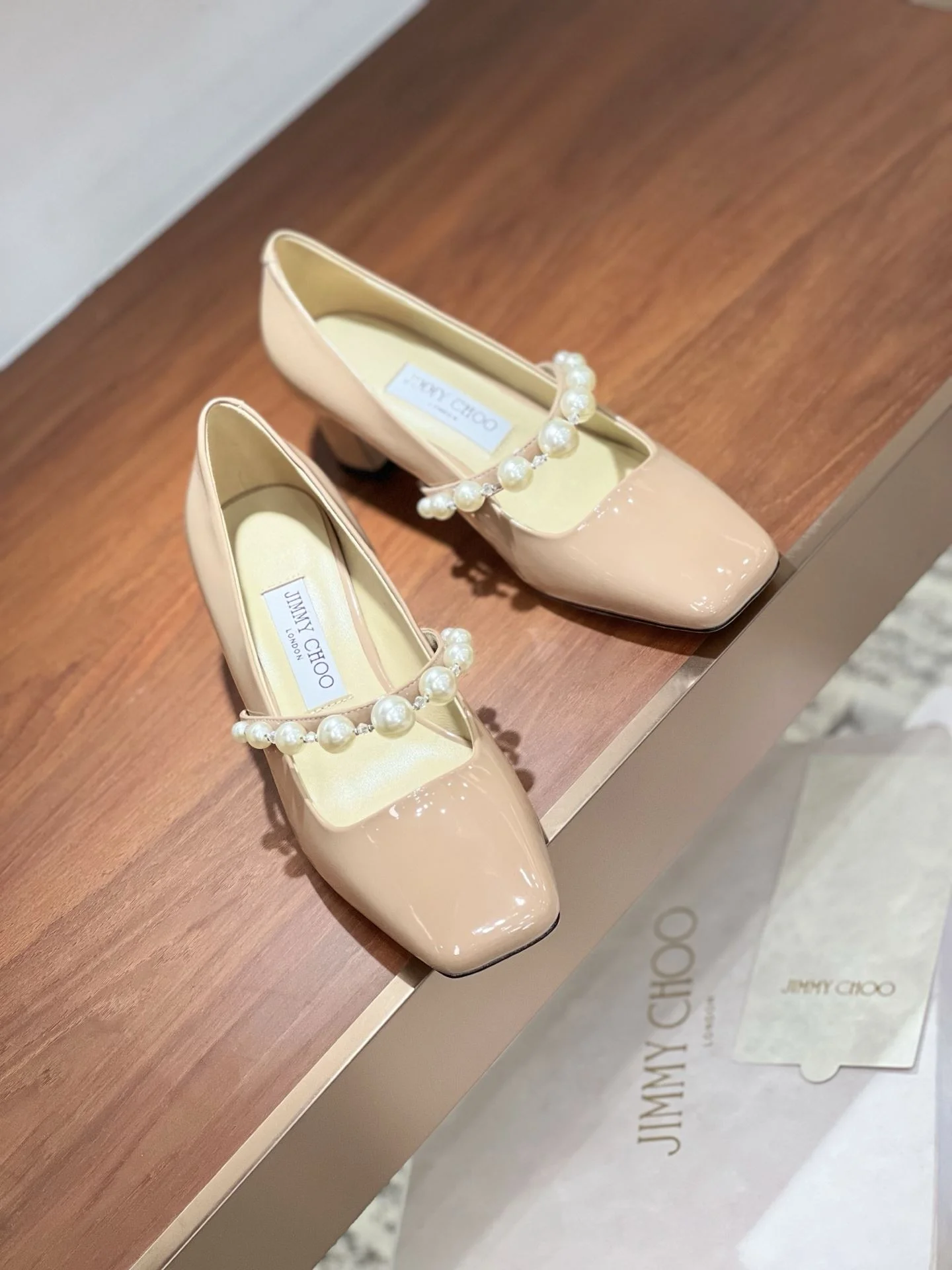 Jimmy Choo Shoes Timeless 8005
